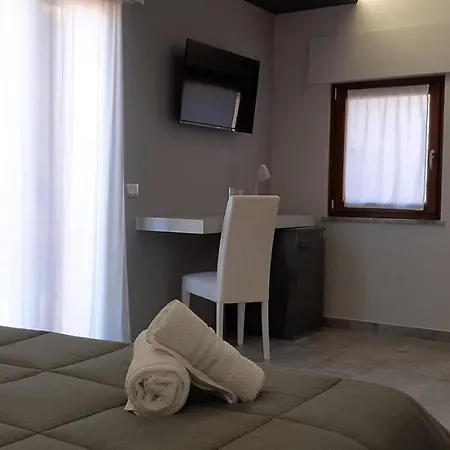 Donjon Centro Storico ベッド・アンド・ブレックファスト カステルブオーノ