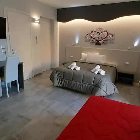 ベッド・アンド・ブレックファスト Donjon Centro Storico カステルブオーノ