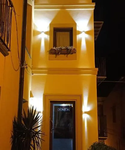 Donjon Centro Storico ベッド・アンド・ブレックファスト